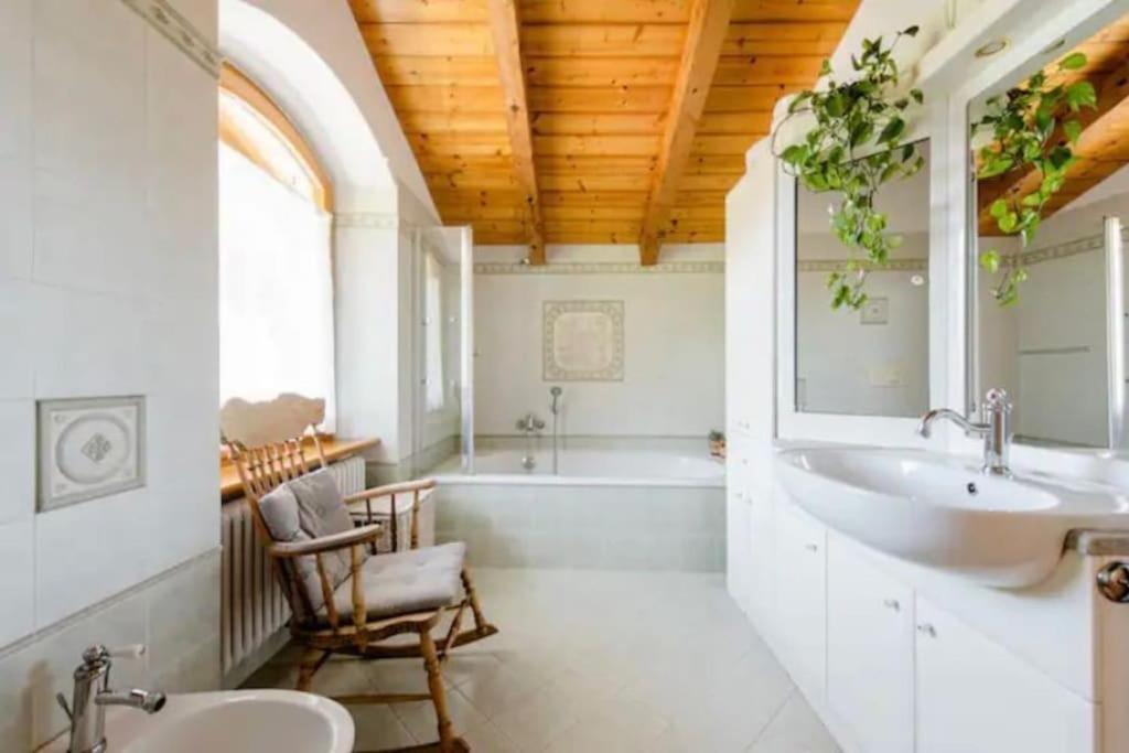 アーラ Ca Ulivi Bed & Breakfast エクステリア 写真