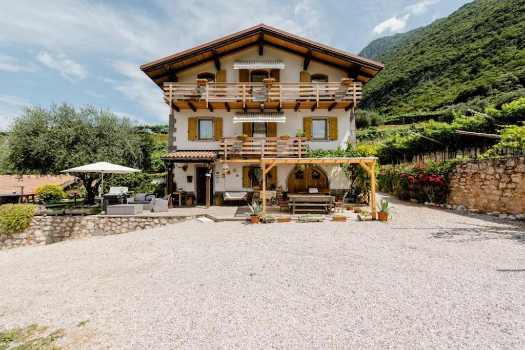 アーラ Ca Ulivi Bed & Breakfast エクステリア 写真