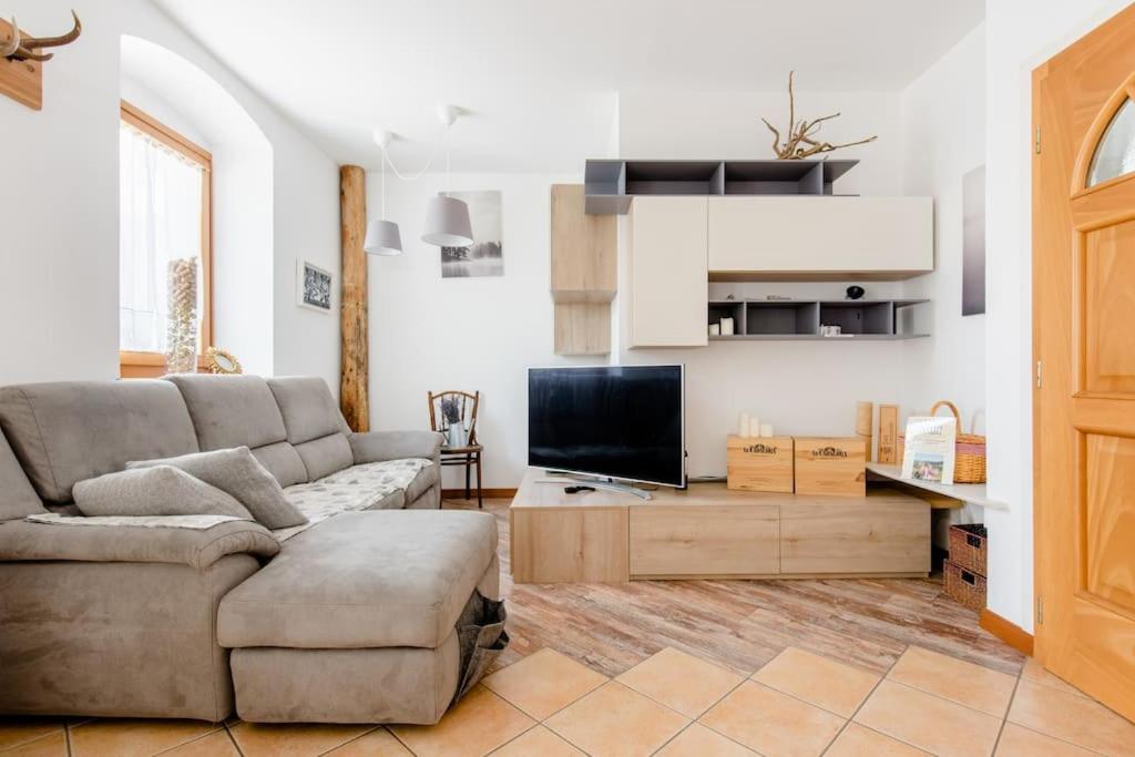 アーラ Ca Ulivi Bed & Breakfast エクステリア 写真